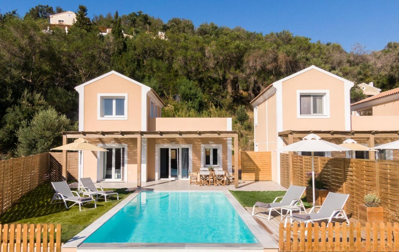 Reiki Villas Erikousa Ereikoussa Exterior photo