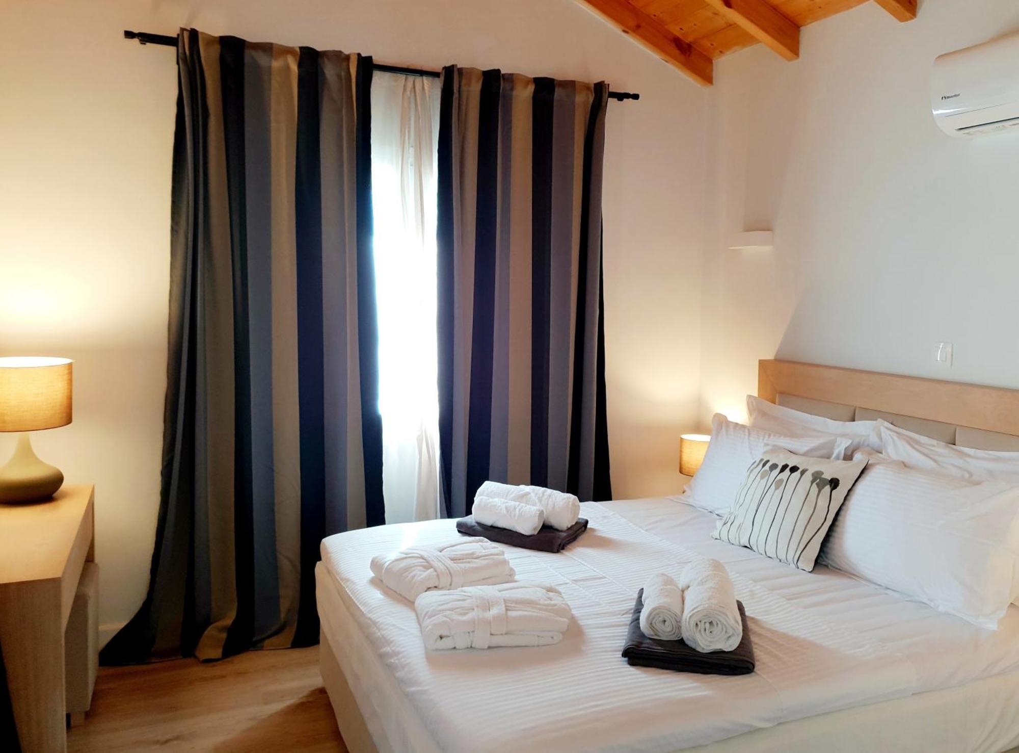 Reiki Villas Erikousa Ereikoussa Exterior photo