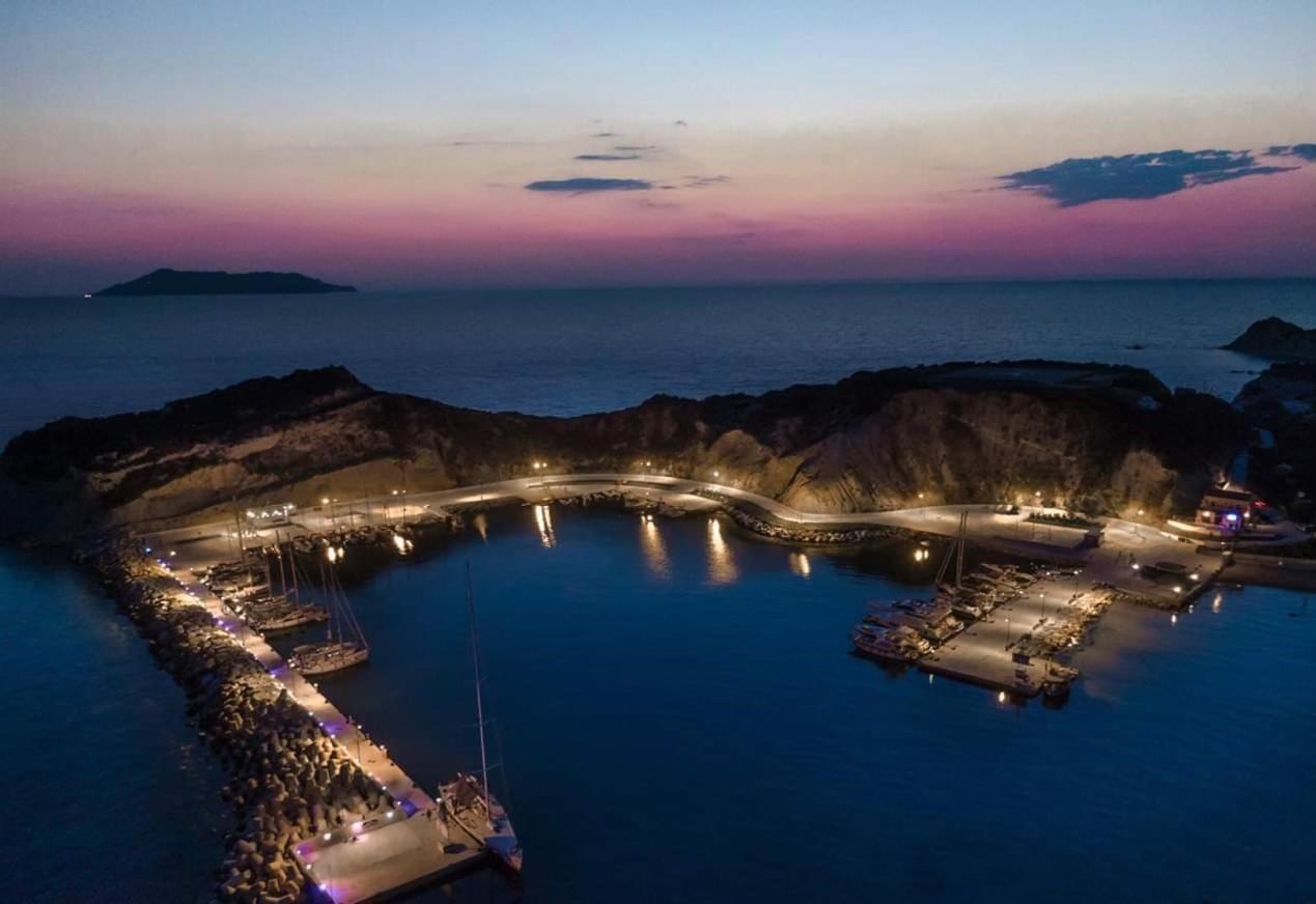 Reiki Villas Erikousa Ereikoussa Exterior photo